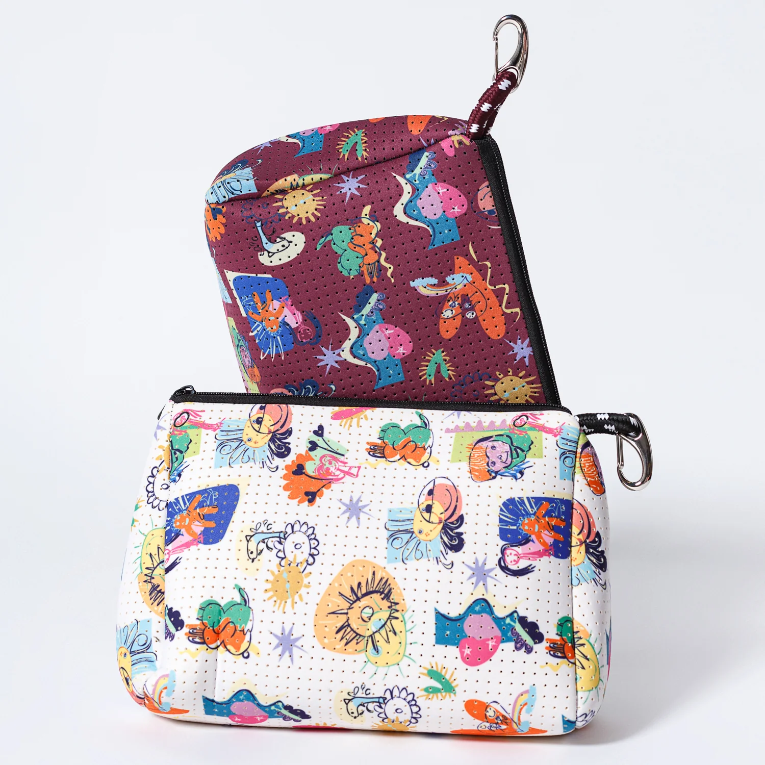 ESSENTIAL POUCH CONSTRUYENDO FUTUROS BURGUNDY - Image 3
